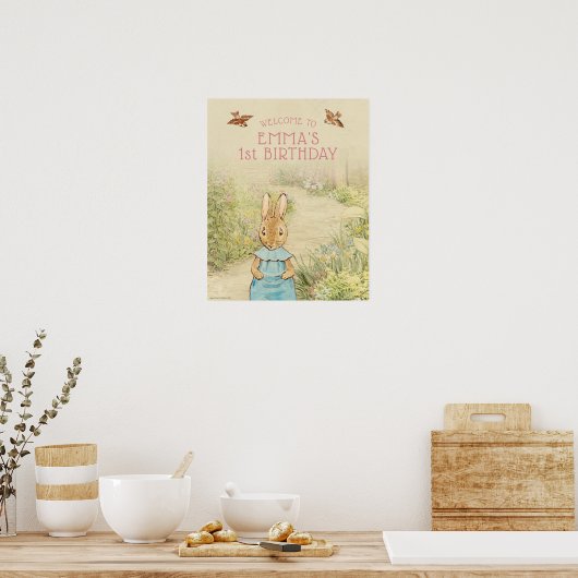 Peter Rabbit - Mädchen | Begrüßung zum ersten Gebu Poster (Küche)