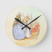 Peter Rabbit (Mama) Runde Wanduhr (Vorderseite)