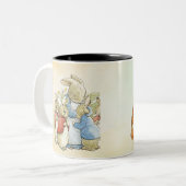 Peter Rabbit Onions Zweifarbige Tasse (Vorderseite Links)