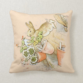 Peter Rabbit Throw Pillow Kissen