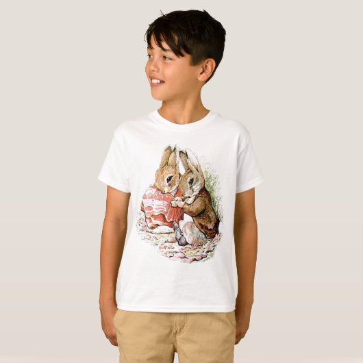 Peter Rabbit und Benjamin Bunny planen ihren Angri T-Shirt (Vorne ganz)