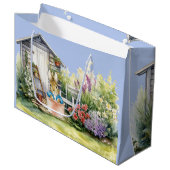 Peter the Rabbit Garden Shed Große Geschenktüte (Vorderseite Schrägansicht)