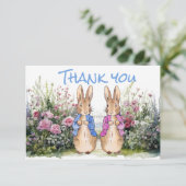 Peter und Flopsy in ihrem Garten Dankeskarte (Stehend Vorderseite)