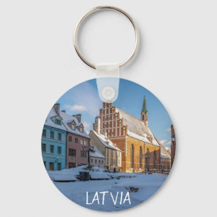 Peterskirche im Winter in Riga, Lettland Schlüsselanhänger