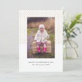 Petite Hearts Foto Valentine Feiertagskarte (Stehend Vorderseite)