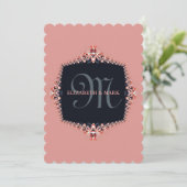 Petite Orchid Pink Monogram Weditation Einladung (Stehend Vorderseite)