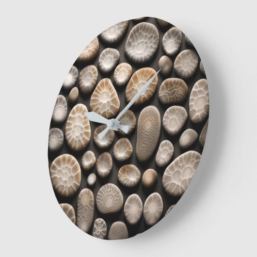 Petoskey Stone Collection Große Wanduhr (Winkel)