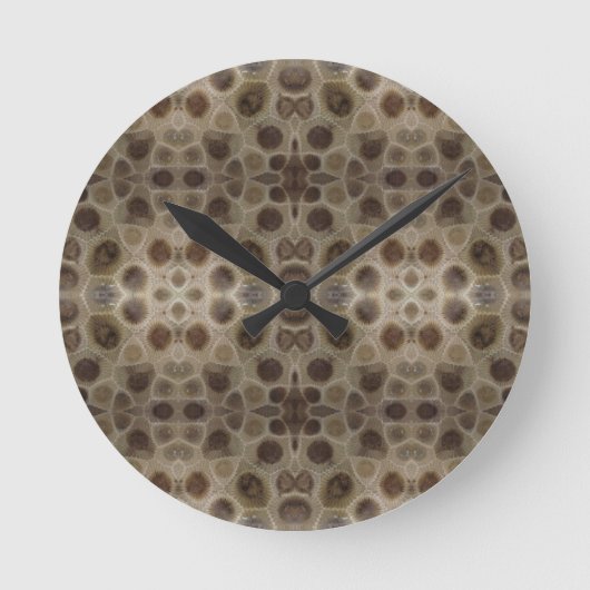 Petoskey Stone Runde Wanduhr (Vorderseite)