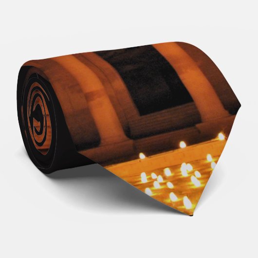 PETRA durch Kerzenlicht Krawatte (Gerollt)