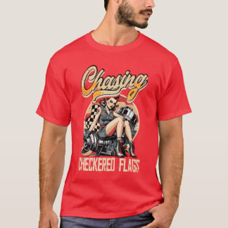 Petrolhead Mädchen beim Autotuning und Jagd nach S T-Shirt