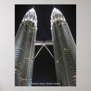 Petronas ragt Plakat hoch