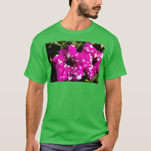 Petunia-Hybriden-Familie solanaceae 50 Megapixel T-Shirt