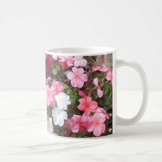 Petunias Rosa und Weiße Blume Kaffeetasse (Rechts)
