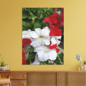 Petunias rote und weiße Leinwand drucken (Insitu (Wohnzimmer))