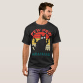 Pew Pew Madafakas cats Gun Funny T-Shirt (Vorne ganz)