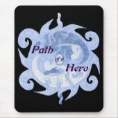 "Pfad eines Helden" Emblem (mit Titel) Mousepad (Vorne)