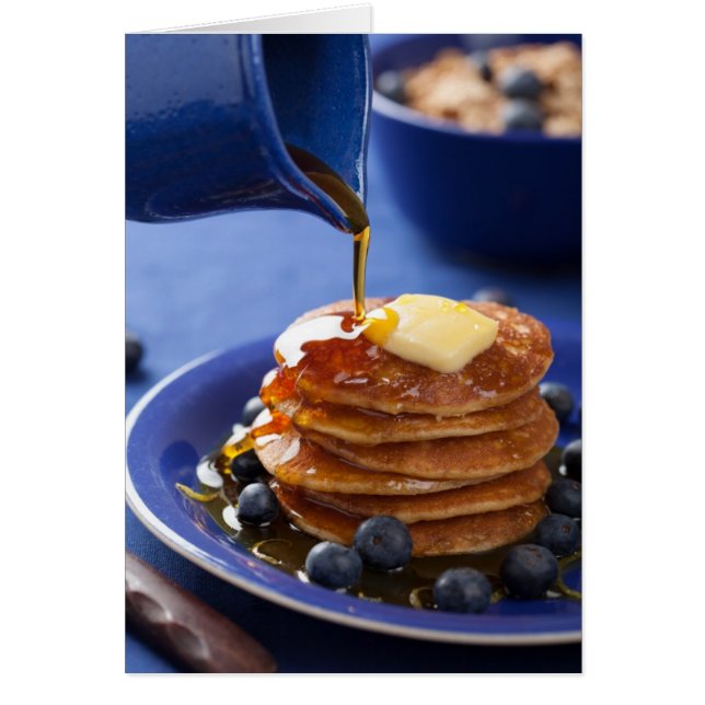 Pfannkuchen mit Sirup und Heidelbeere (Vorne)