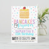 Pfannkuchen und Pajamas zum Geburtstag Einladung (Stehend Vorderseite)