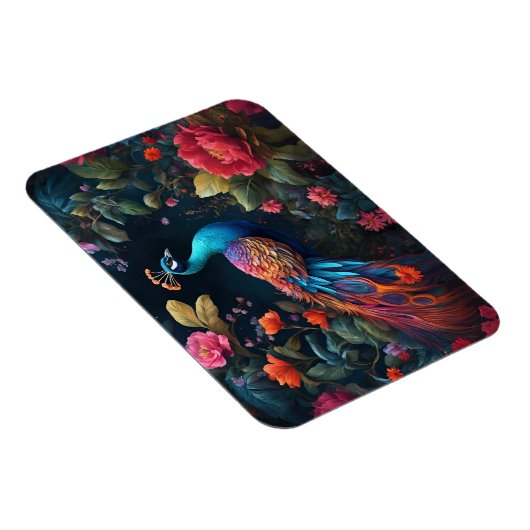 Pfau im Garten der Rose Magnet (Rechte Seite)