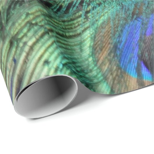 Pfau versieht große blaue Augen mit Federn Geschenkpapier (Rolleneckpunkt)