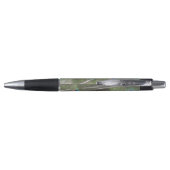 Pfau versieht luxuriösen Stift mit Federn (Rückseite)