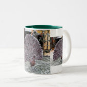Pfau Zweifarbige Tasse (VorderseiteRechts)