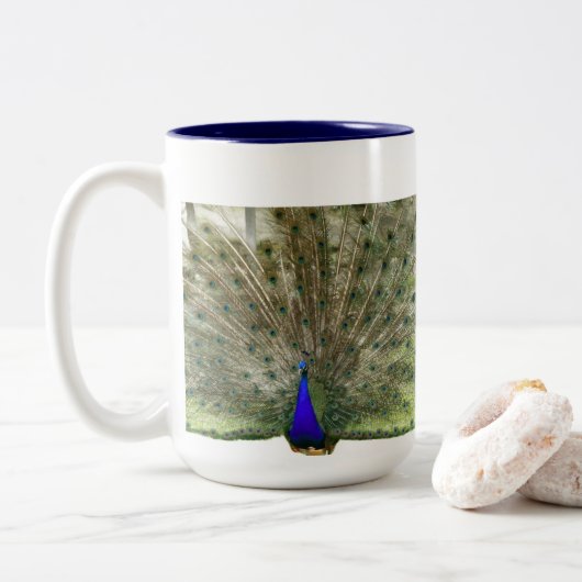 Pfau Zweifarbige Tasse (Mit Donut)