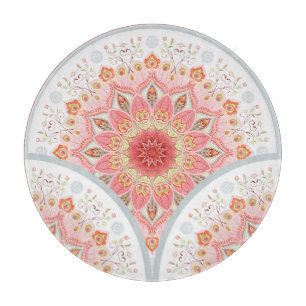 Pfauenfedern, florales rundes Ornament. Schneidebrett