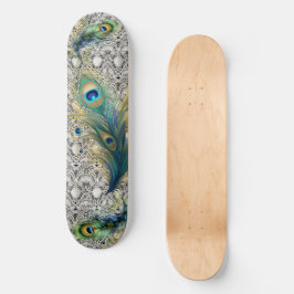 Pfauenfedern und Vintage Spitzen Skateboard