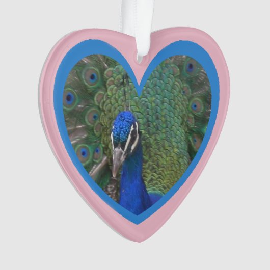 Pfauengesicht in Herzkruste. Keramik-Ornament Ornament (Vorderseite)