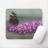 Pfauenschmetterling auf Blume Mousepad (Mit Mouse)