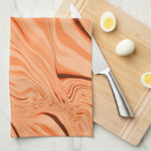 Pfeffer in orangefarbenen, gekrümmten Flaschen Geschirrtuch (Viertel Falte)