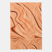 Pfeffer in orangefarbenen, gekrümmten Flaschen Geschirrtuch (Vertikal)