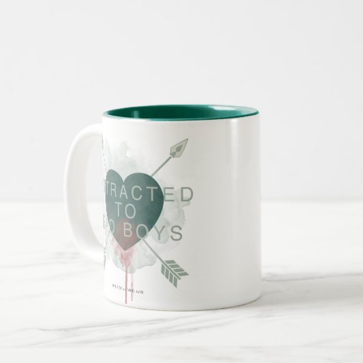 Pfeil | "Attracted to Bad Boys" durchbohrtes Herz Zweifarbige Tasse (Vorderseite Links)