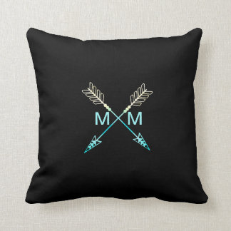 Pfeil-modernes Stammes- Monogramm-Schwarzes u. Kissen