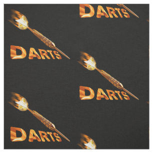 Pfeile mit goldenem Pfeil in den Flammen mit Stoff