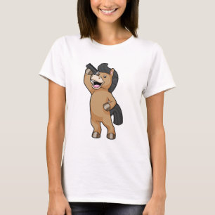 Pferd als Friseur mit Kamm T-Shirt