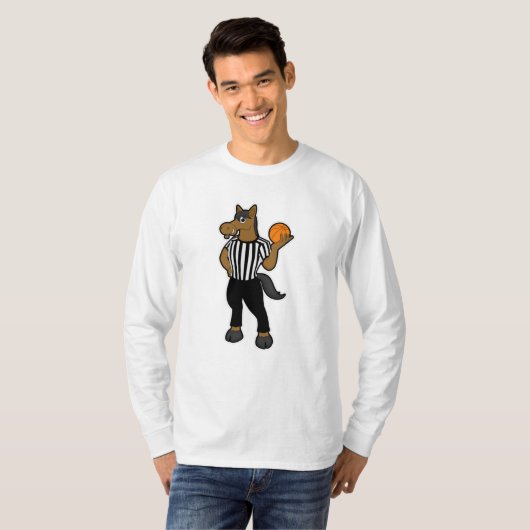 Pferd als Schiedsrichter mit Basketball & Pfeifen T-Shirt (Vorne ganz)