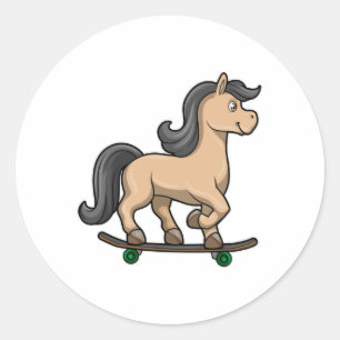 Pferd als Skater mit Skateboard Runder Aufkleber