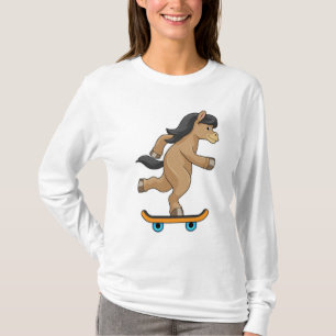 Pferd als Skater mit Skateboard T-Shirt