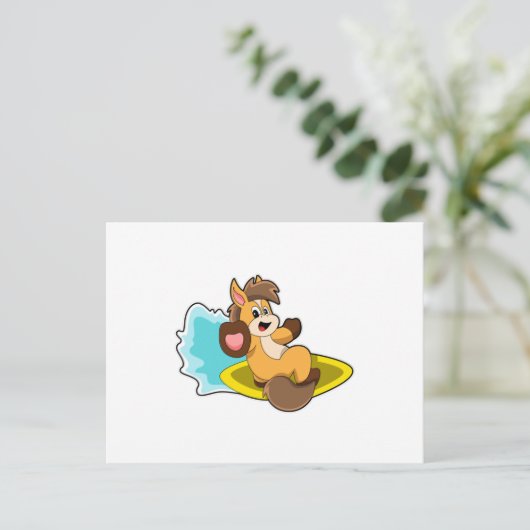 Pferd als Surfer mit Surfbrett Postkarte (Stehend Vorderseite)