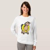 Pferd am Strand mit Schwimmring T-Shirt (Vorne ganz)