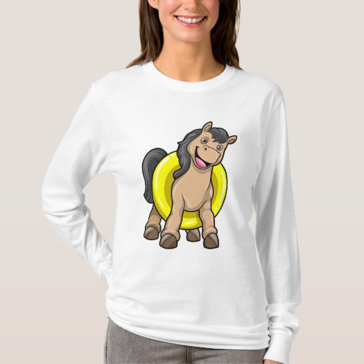 Pferd am Strand mit Schwimmring T-Shirt (Vorderseite)