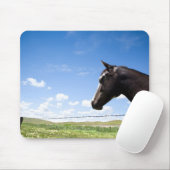 Pferd auf Weide stehend Mousepad (Mit Mouse)