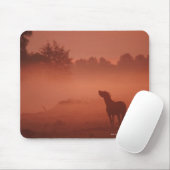 Pferd bei Sonnenaufgang Mousepad (Mit Mouse)
