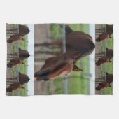 Pferd, das nach einer Karotte kommt, Geschirrtuch (Horizontal)