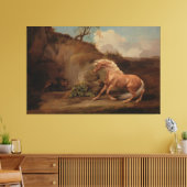 "Pferd erschreckt durch einen Löwen" von George St Leinwanddruck (Insitu (Wohnzimmer))