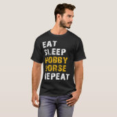 Pferd essen Schlaf T-Shirt (Vorne ganz)