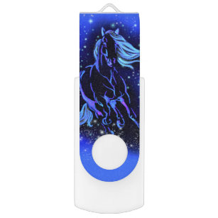 Pferd-Flash-Laufwerk läuft in blauer Mondlicht Nac USB Stick