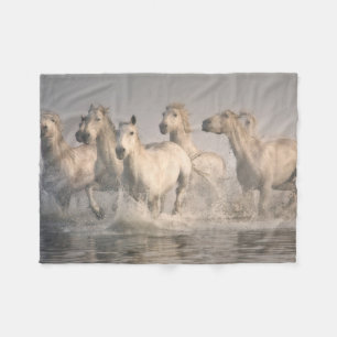 Pferd Galopp im Mittelmeer Fleecedecke